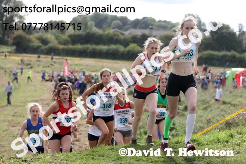 Womens under-17s  and 20s Start Fitness North Eastern Harriers League, Wrekenton, Gateshead. Photo:  David T. Hewitson/Sports for All Pics